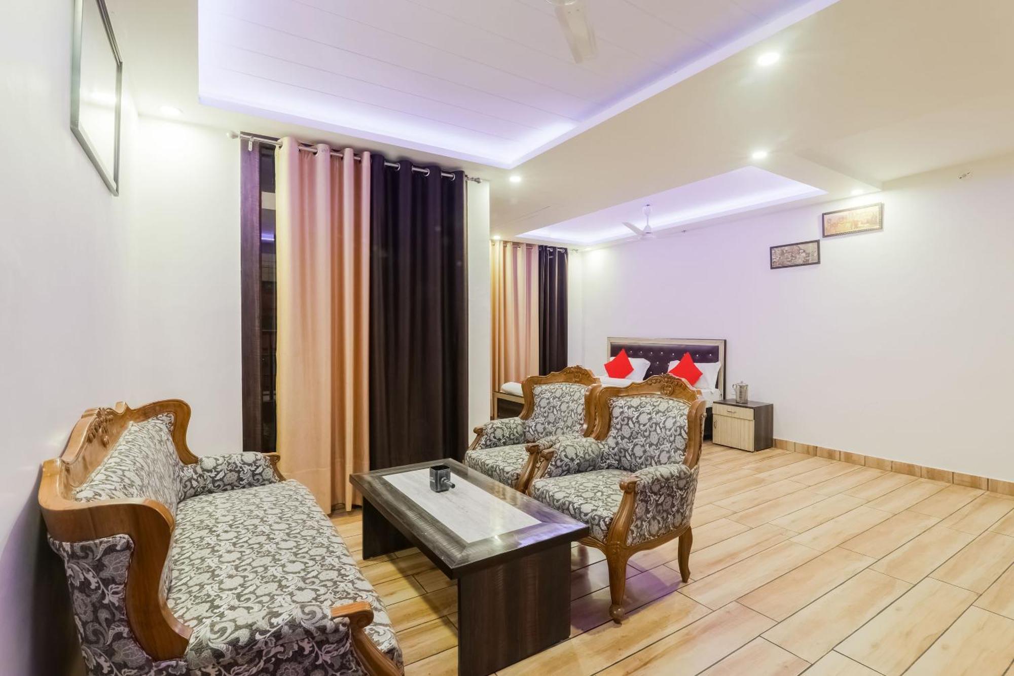 Hotel O The Maharaja Inn Lakhnau Kültér fotó